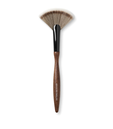 Victoria Beckham - Victoria Beckham Beauty 14 Fan Brush