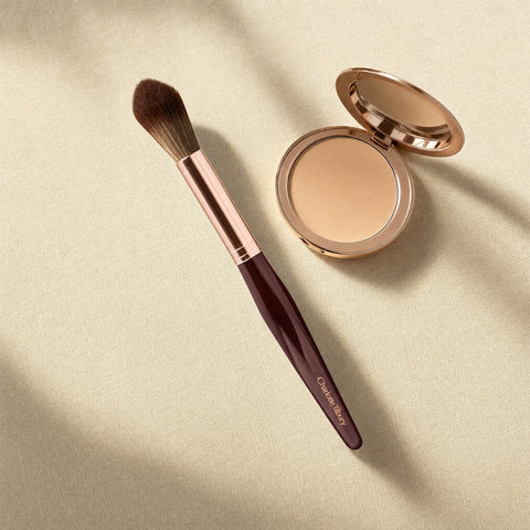 Charlotte Tilbury Powder & Sculpt Brush - editorial
