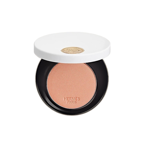Silky blush powder