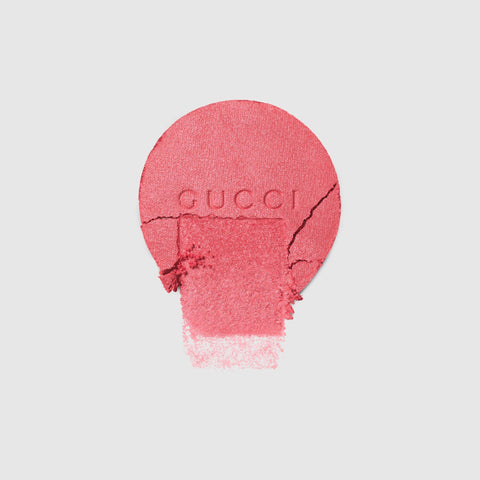 GUCCI Glow Powder Blush 5.5g - 02 Fresh Coral texture
