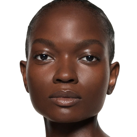 The Foundation Drops with TFC8 Luminous Light Coverage - Victoria Beckham - מייקאפ - 8