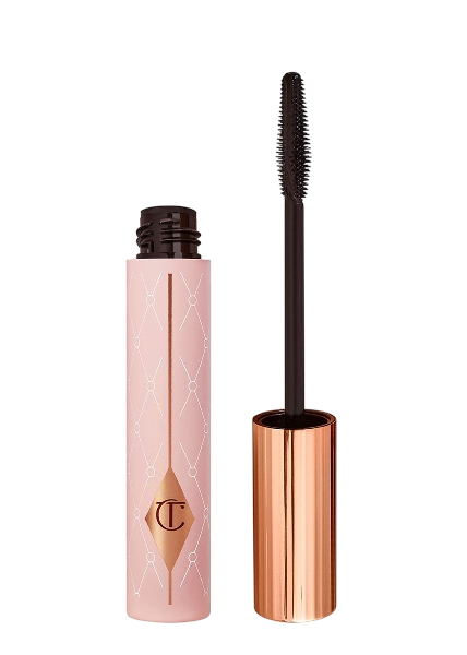 איפור עיניים