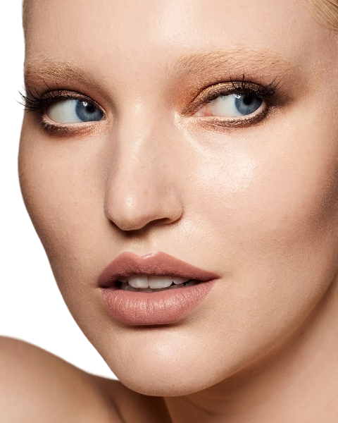 Stunna Lip Paint Longwear Fluid Lip Color