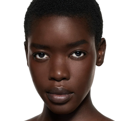 The Foundation Drops with TFC8 Luminous Light Coverage - Victoria Beckham - מייקאפ - 5