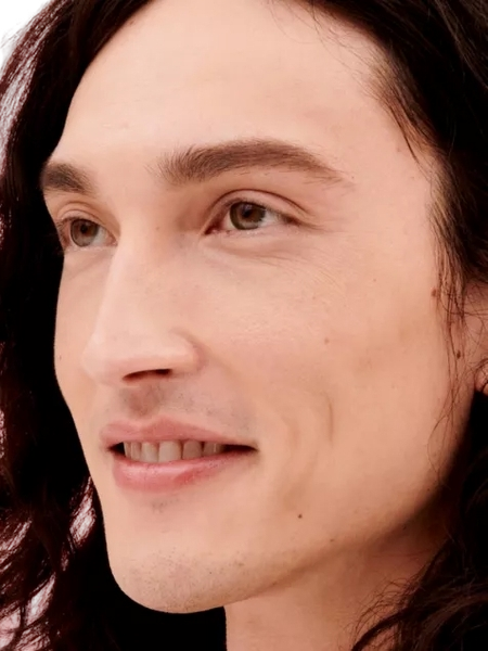 Gimme Brow+ volumizing pencil