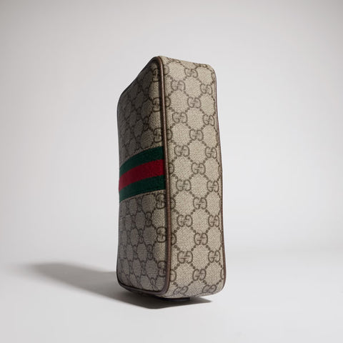 Gucci Savoy Small Toiletry Case – Beige / Ebony GG Supreme