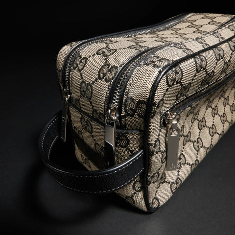 Gucci Essence Classic Small Toiletry Case – GG Canvas - Beige / Black GG