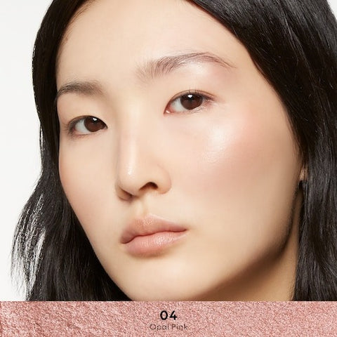 GUCCI Glow Highlighter Powder 04 Opal Pink - 3