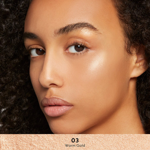 GUCCI Glow Highlighter Powder 03 Warm Gold