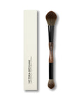 Victoria Beckham Beauty 13 Sculpt & Blend Brush