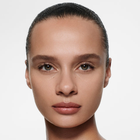 Victoria Beckham Lip Definer - 02 on the face