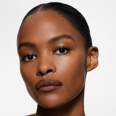 Victoria Beckham Lip Definer - 05 on the face